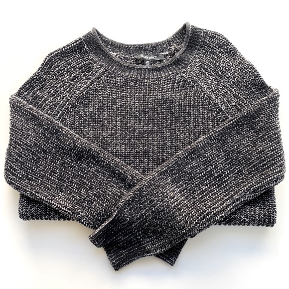 Sweater - Picture 1 of 2